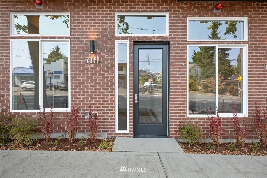 5505 B Rainier Avenue S photo 1
