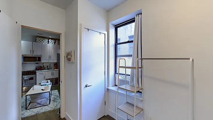 Rented by Corcoran | media 12