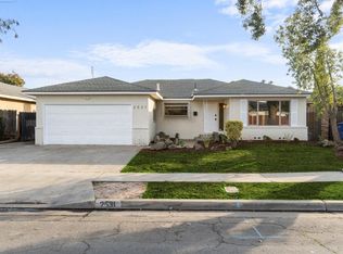 2531 W Sussex Way, Fresno, CA