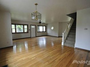 429 Sutton Rd, Cincinnati, OH 45230