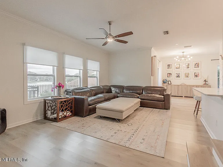1432 Greyfield Dr — Photo 16