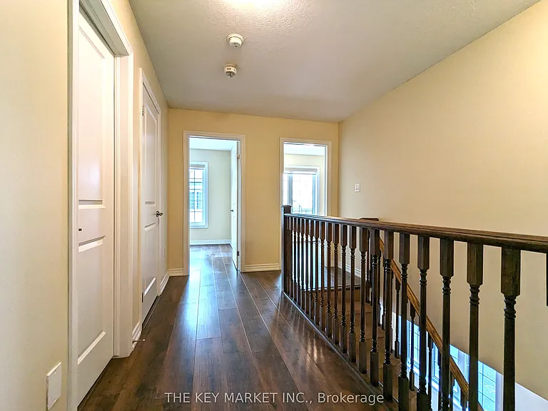 365 Belcourt Cmn — Photo 34