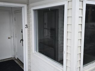 227 Smith Dr APT 3, Anchorage, AK 99503