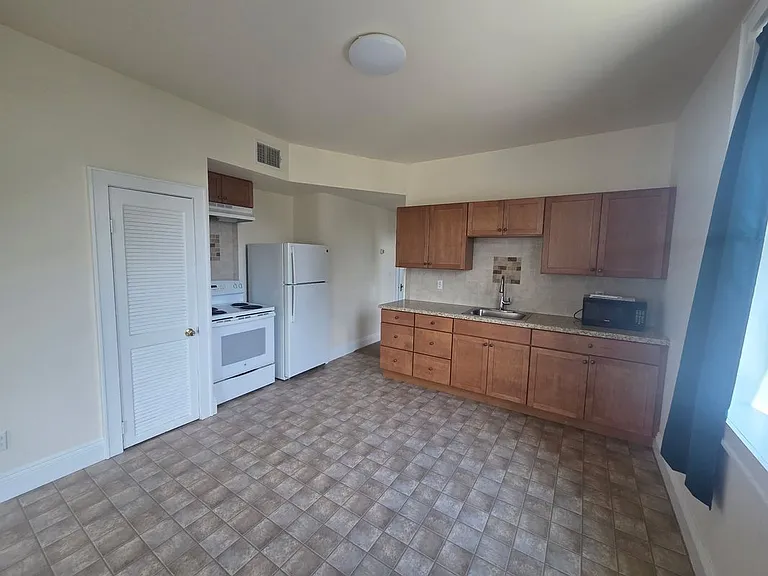 817 Ringwood Ave #7 — Photo 10