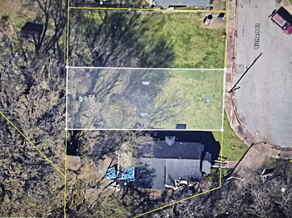 1001 Richert St, Memphis, TN 38108