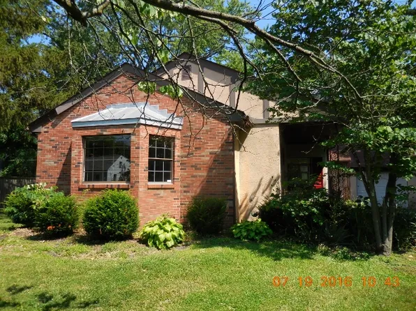 1926 E Cooke Rd, Columbus, OH 43224