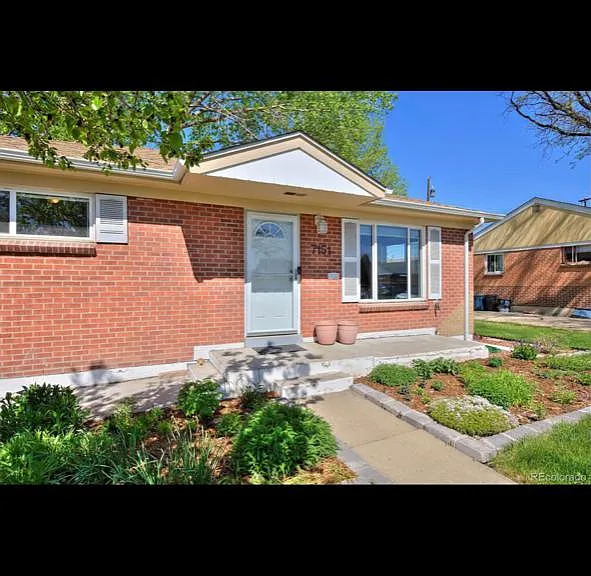 7151 Warren Dr — Photo 4