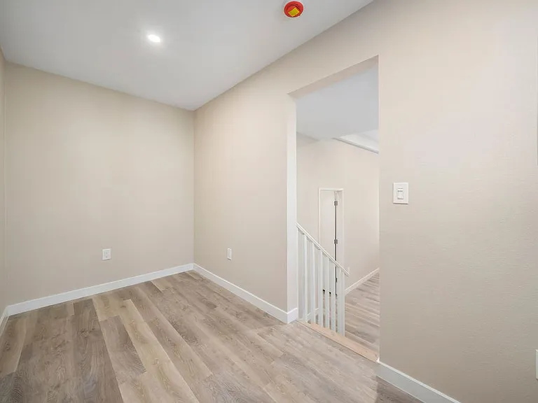5353 Olmeda Ave — Photo 13