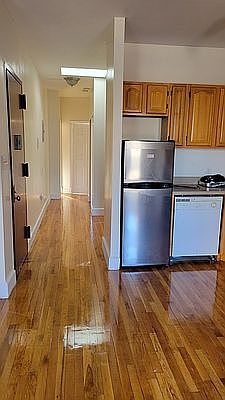 4th image of 336 Lafayette Ave APT 3