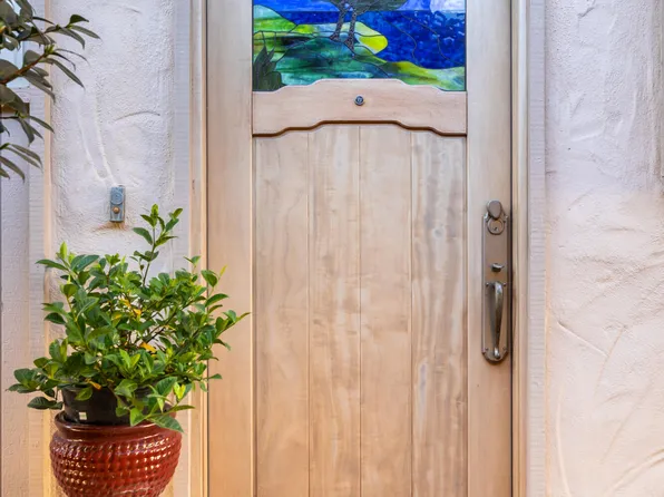 5086 Calle Real #A, Santa Barbara, CA 93111