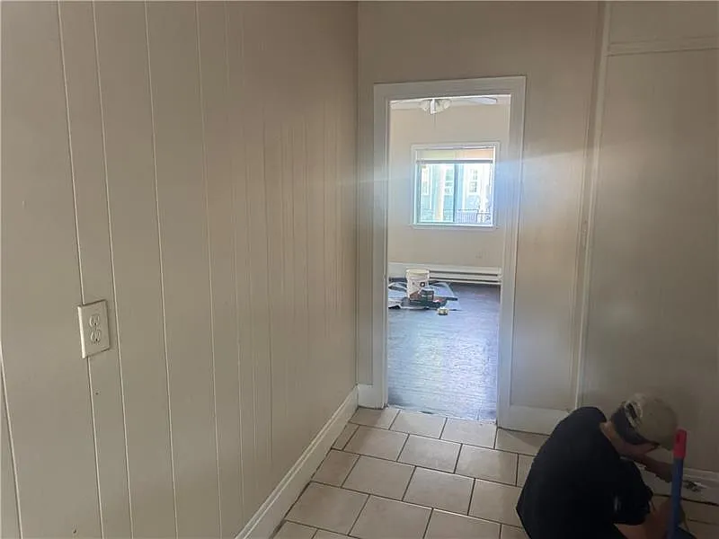 1 bed, 430 sqft, $1,225 — Photo 3