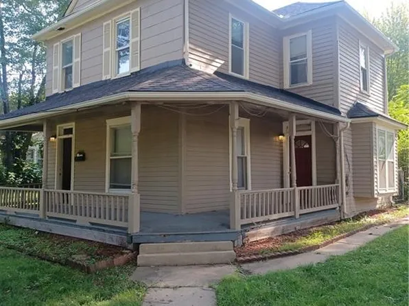 1203 N Main St, Independence, MO 64050