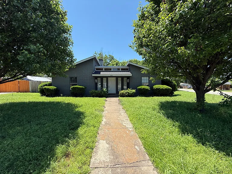 1402 E Marseille Ln — Photo 22