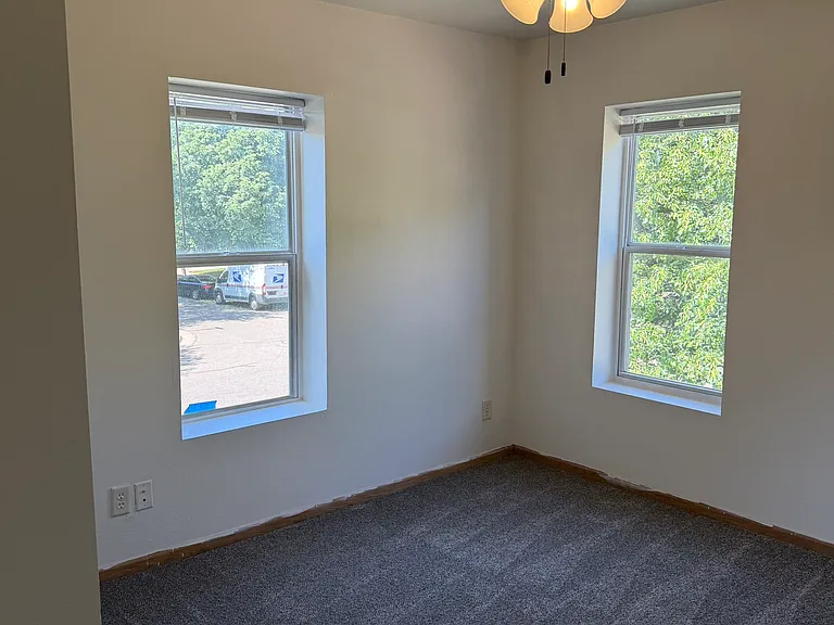 1519 1/2 Wilson St #B — Photo 12