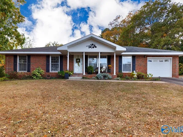 3301 Oster Cir NW, Huntsville, AL 35816