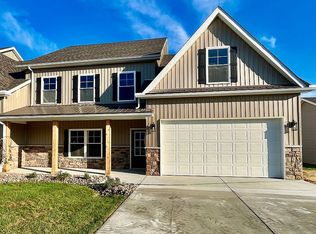 282 Steve Cir, Hurricane, WV 25526