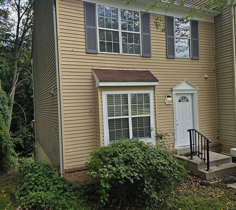 1st image of 23 Grotto Ct
