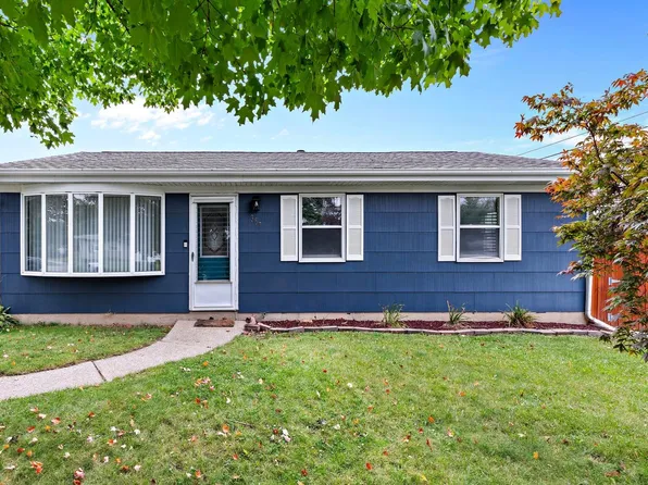 367 Lahonda Dr, Valparaiso, IN 46385