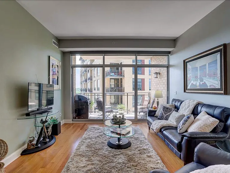 625 N Segoe Rd — Photo 11