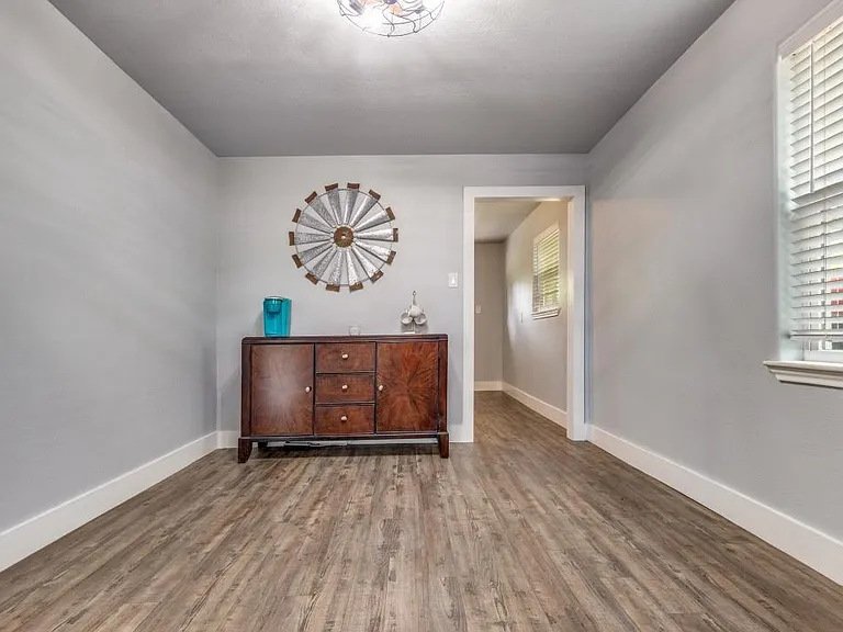 2511 River Rdg — Photo 9