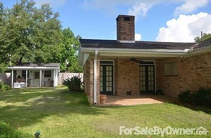4th image of 212 Burdin St