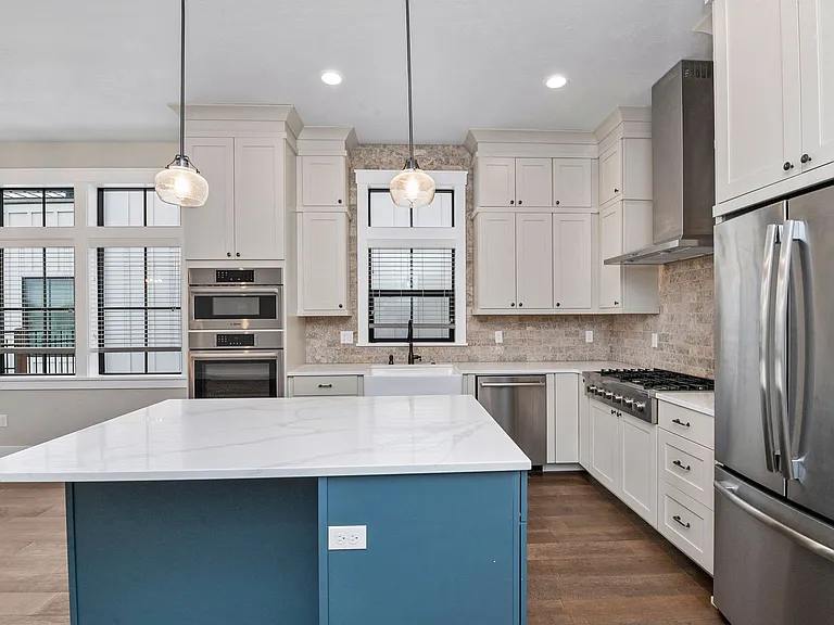 6642 N Asissi Ln — Photo 14