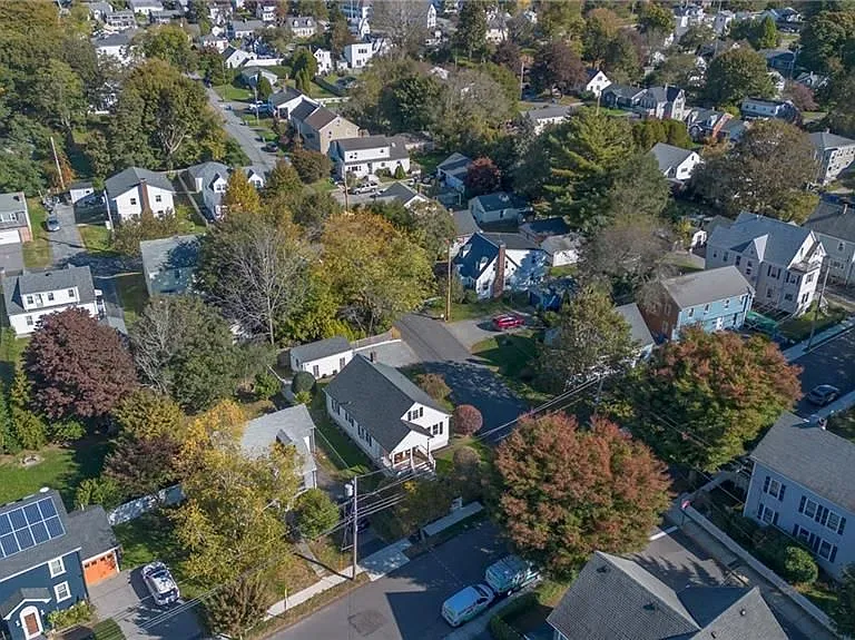 26 Vernon Ave — Photo 41