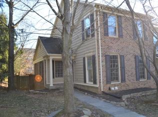 8659 Fountain Valley Dr, Gaithersburg, MD 20886