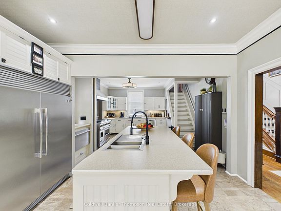 3rd image of 120 Sharpe St