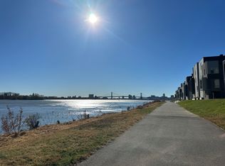 3112 Riseview Ln #A, Philadelphia, PA 19125