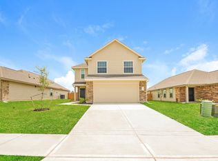 305 Pronghorn Dr, Huntsville, TX 77320