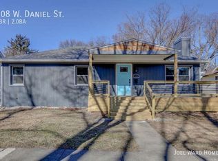 808 W Daniel St, Champaign, IL 61820