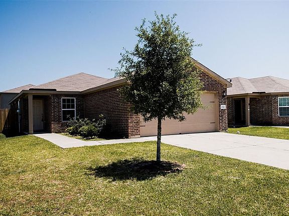 2nd image of 2312 Lagan Ln