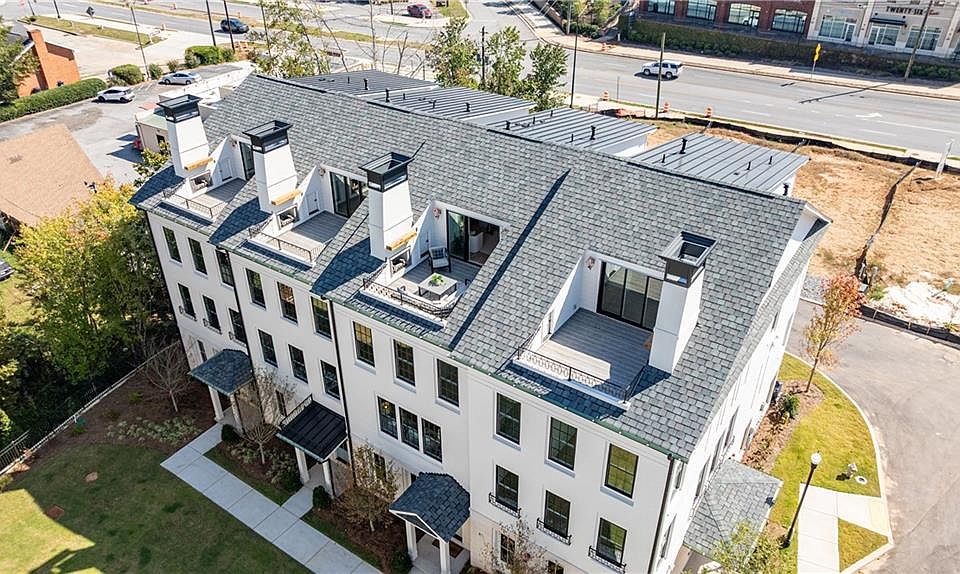 1st image of 645 Mayfair Ct #15
