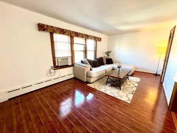 Apartments For Rent in Grant City New York - Updated Daily | Zillow