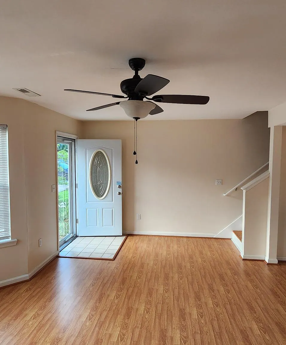 25 Stadium Cir — Photo 2