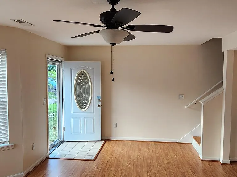 25 Stadium Cir — Photo 2