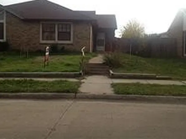 6009 McAfee Dr, The Colony, TX 75056