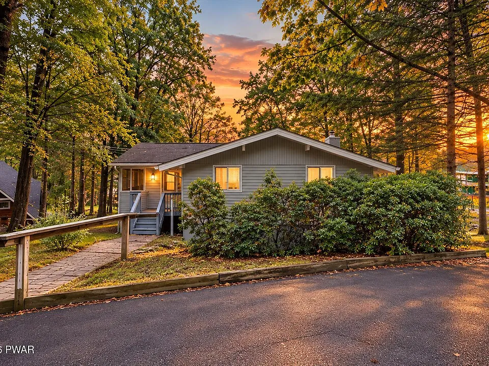 211 Waterview Dr