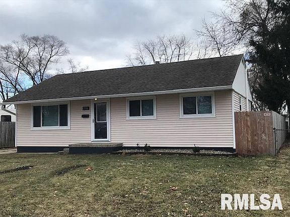 3rd image of 2506 Huntington Rd