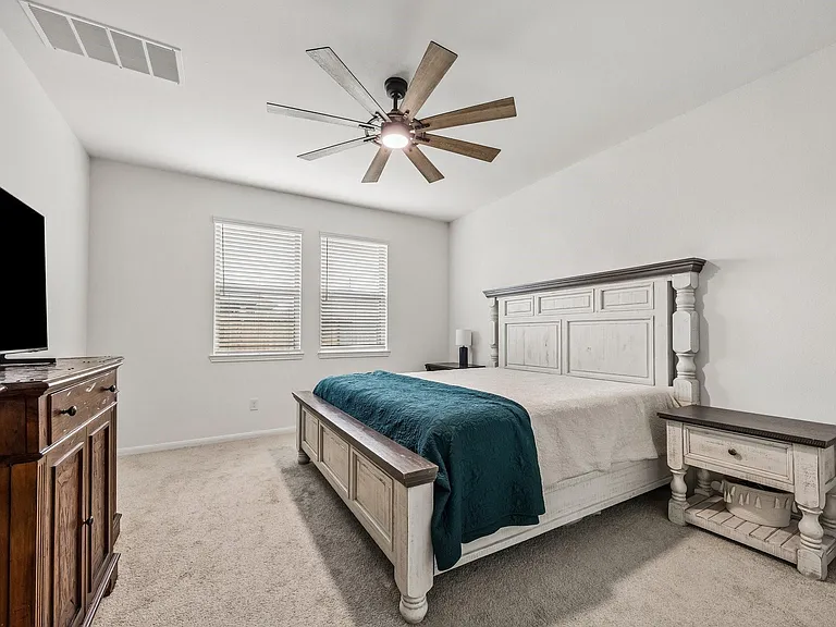 1189 Bluebonnet Trl — Photo 12