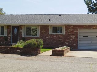 1713 Cascade Ln, Redding, CA 96002