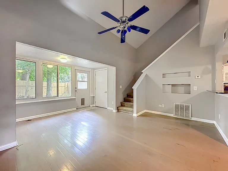 2857 Wonderwood Ln — Photo 6