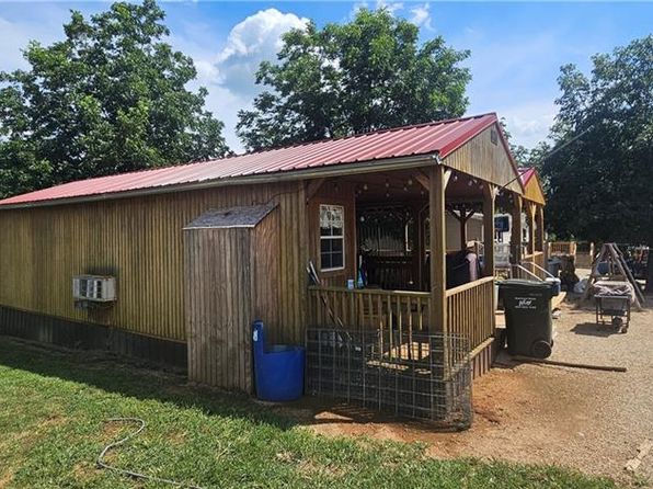 1318 NW 911p Rd, Blairstown, MO 64726