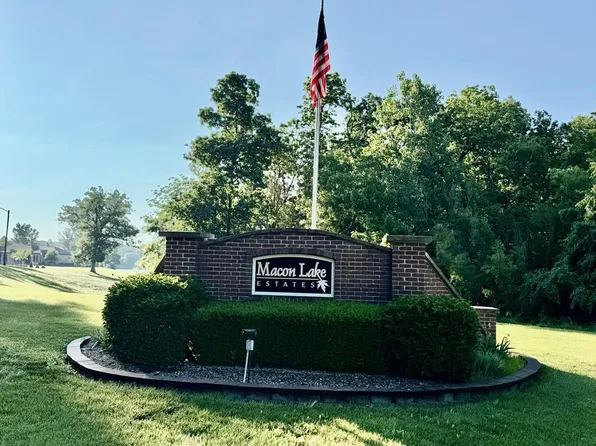 1903/1905 W Shore Dr, Macon, MO 63552