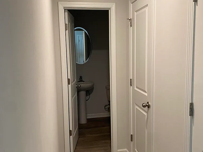 1213 Riverstone Dr — Photo 3