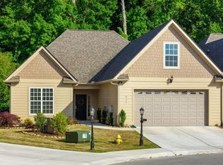 937 Jackson Mill Dr, Hixson, TN 37343