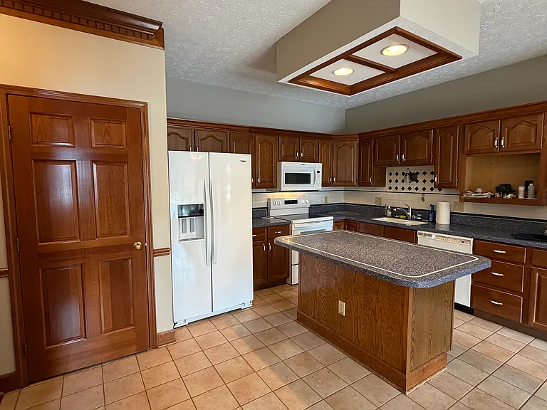 3623 Ridgeway Rd — Photo 7