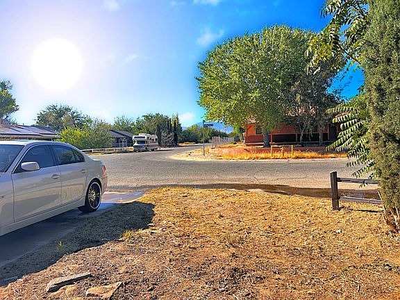 5th image of 17865 Lakespring Ave