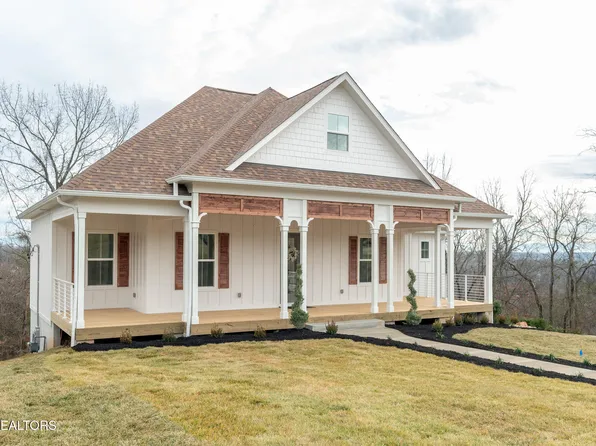 1712 NW Starmont Trl, Knoxville, TN 37909